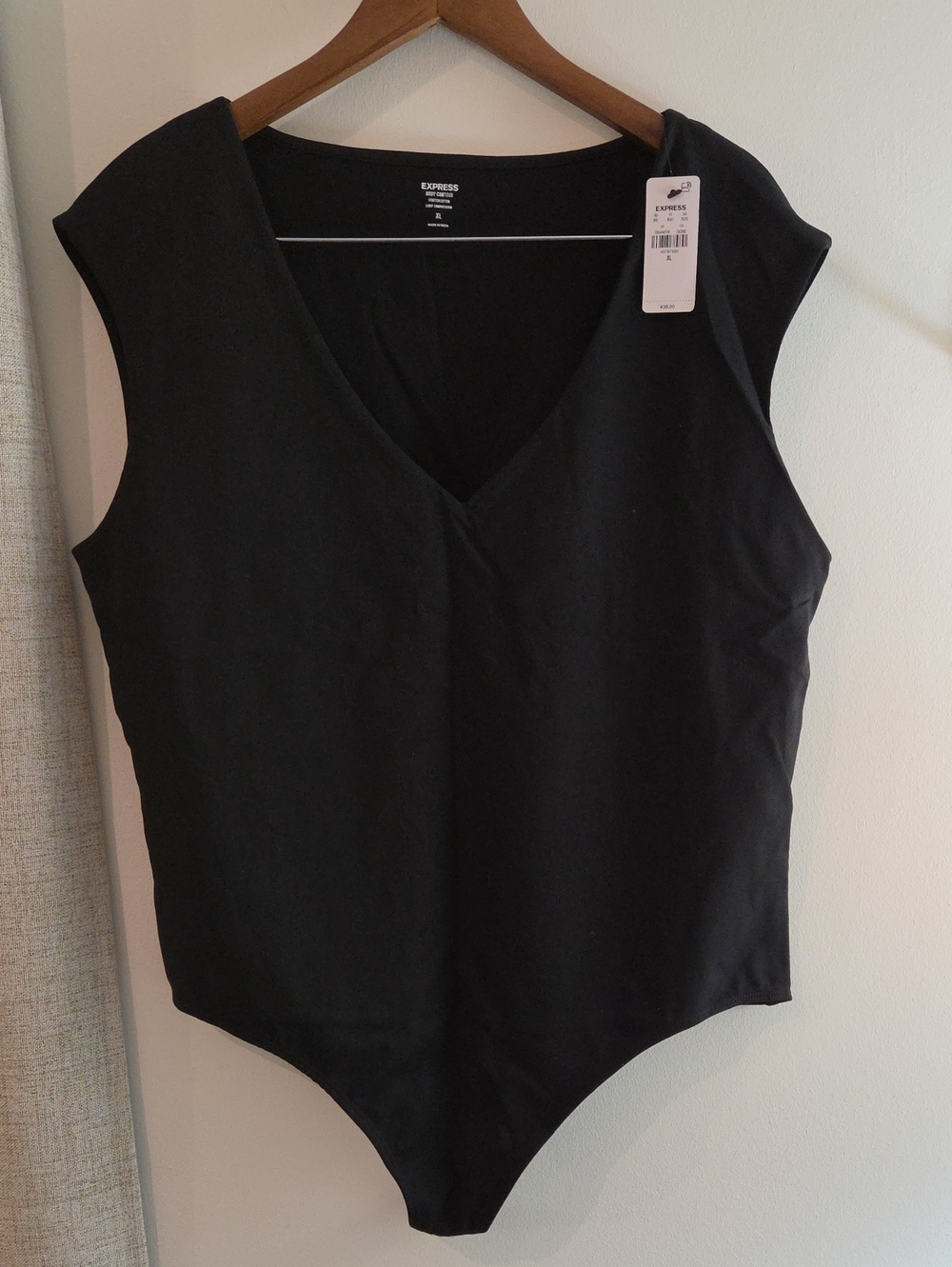 Express Black V-Neck Sleeveless Bodysuit